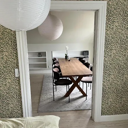 Lejlighed Taet Pa Amager Strand Og Apartmán Kodaň